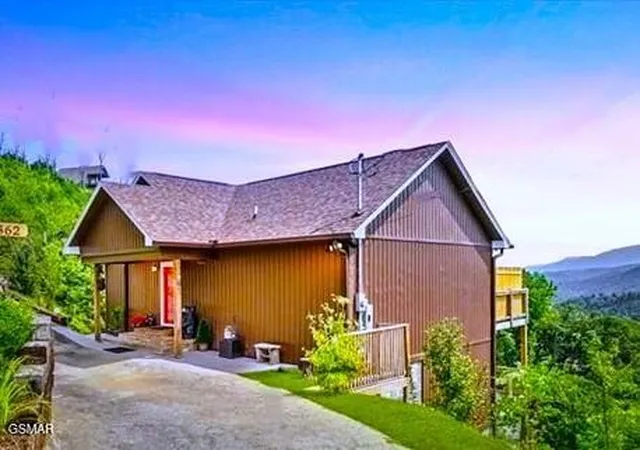 1st image of 862 Sourwood Dr, Gatlinburg, TN 37738 | MLS# 3278465