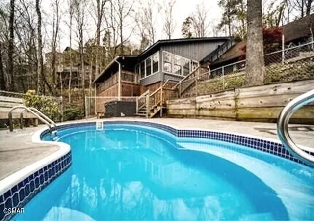 2nd image of 751 Ridge Road, Gatlinburg, TN 37738 | MLS# 3278467