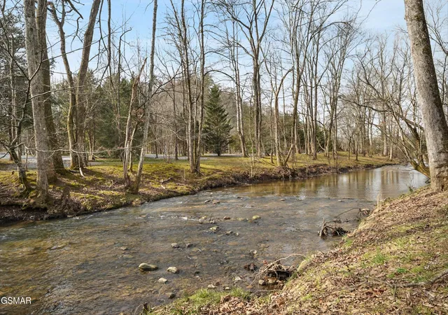 36th image of 2032 Slippery Rock Circle, Sevierville, TN 37862 | MLS# 3298386