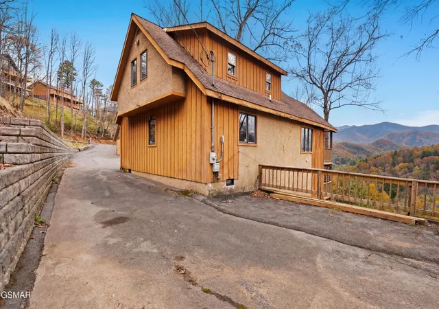 1st image of 1443 Arbon Dr, Gatlinburg, TN 37738 | MLS# 3305348