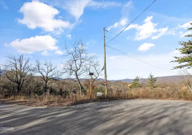 2nd image of 5 Falcon View Way, Sevierville, TN 37862 | MLS# 3302080