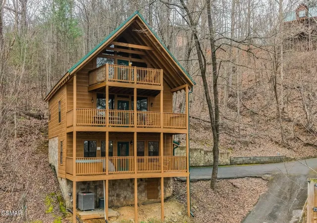 40th image of 1739 W Sky View Dr, Sevierville, TN 37876 | MLS# 3270066