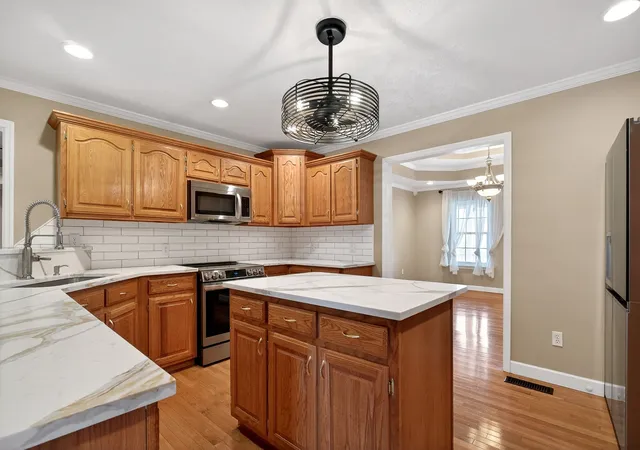 3rd image of 2408 Shellsford Rd, Mc Minnville, TN 37110 | MLS# 3233161