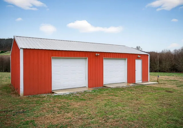 2nd image of 2408 Shellsford Rd, Mc Minnville, TN 37110 | MLS# 3233161