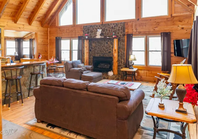 Homes for sale in Pigeon Forge, TN | 829 Boone Acres Lane, Pigeon Forge, TN 37863 | MLS# 3262586