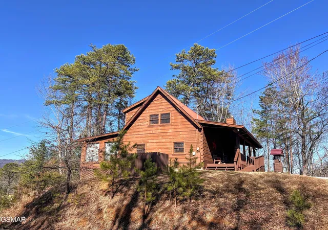 Homes for sale in Sevierville, TN | 3125 Clearview Road, Sevierville, TN 37862 | MLS# 3263124