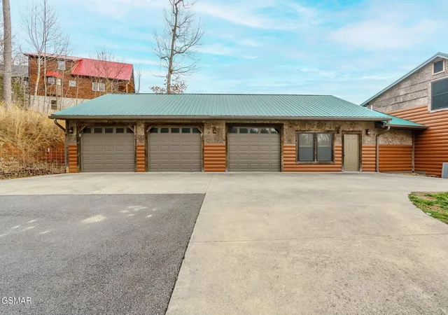 3rd image of 3644 Wears Mountain Lane, Sevierville, TN 37862 | MLS# 3302136