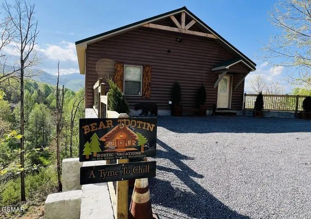 2nd image of 3550 Mountain Tyme Way, Sevierville, TN 37862 | MLS# 3524778
