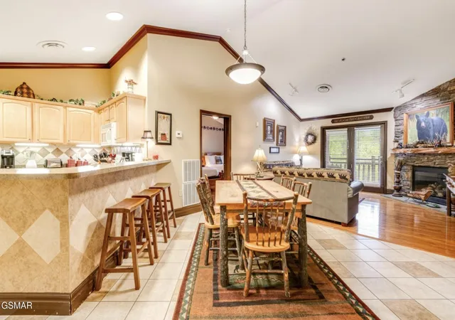 4th image of 215 Woliss Ln, Gatlinburg, TN 37738