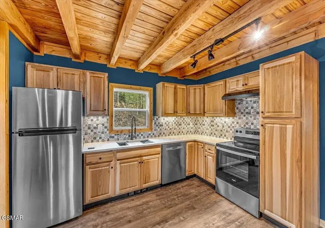 Photo 3 of Single family home for sale at 2321 Willow Ln, Sevierville, TN 37862 | MLS# 3270057 | Listing updated on 2026-09-20