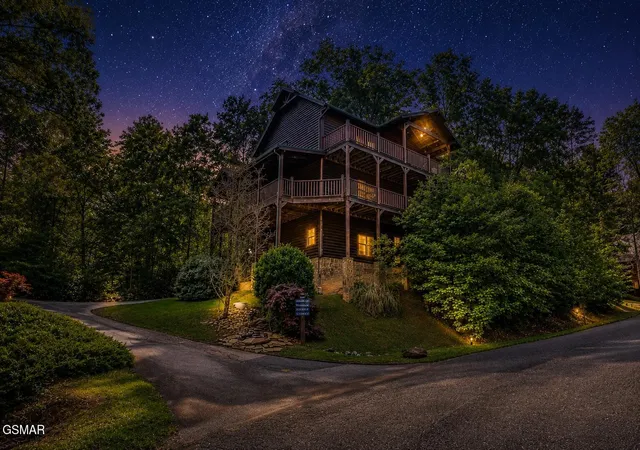 2nd image of 1820 Elk Springs Way, Gatlinburg, TN 37738 | MLS# 3288504