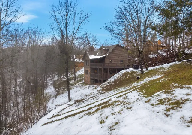 Homes for sale in Sevierville, TN | 3542 Country Pines Way, Sevierville, TN 37876 | MLS# 3269828