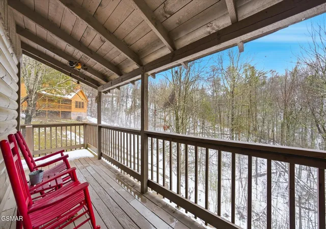 Homes for sale in Sevierville, TN | 3542 Country Pines Way, Sevierville, TN 37876 | MLS# 3269828