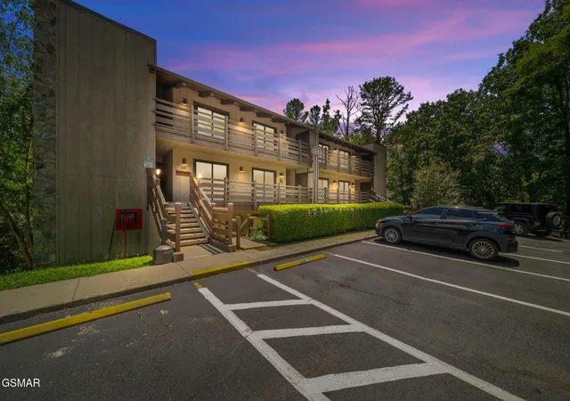 1st image of 1081 Cove Road #APT 1011, Sevierville, TN 37876 | MLS# 3298331