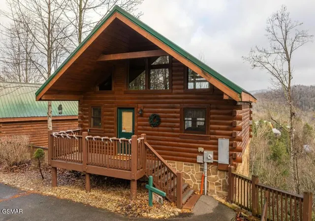 2nd image of 1781 Mountain Shadows Way, Gatlinburg, TN 37738 | MLS# 3307556