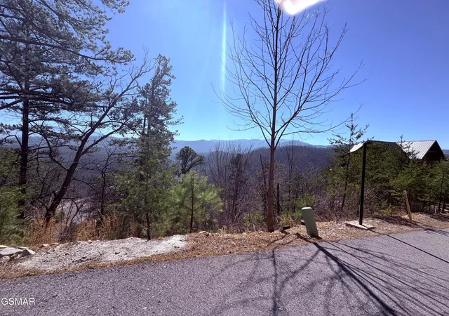 1st image of 82 Parkside Ridge Way, Pigeon Forge, TN 37863 | MLS# 3256800