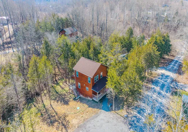 3rd image of 2540 White Timberlake Dr, Sevierville, TN 37876 | MLS# 3278218