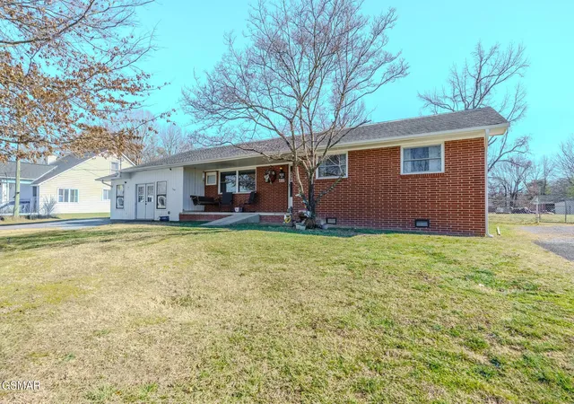 image of 215 Valley Dr, Pigeon Forge, TN 37863 | MLS# 3270061