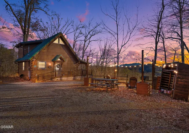 1st image of 4361 Oakland Way, Gatlinburg, TN 37738 | MLS# 3288498