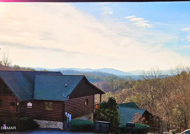 2nd image of 1529 Boo Boos Way, Sevierville, TN 37862 | MLS# 3278481
