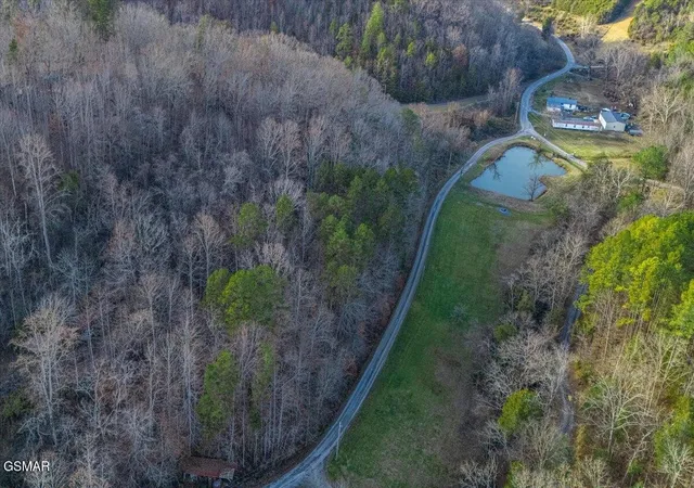 2nd image of 5 Lamplighter Way, Newport, TN 37821 | MLS# 3270049