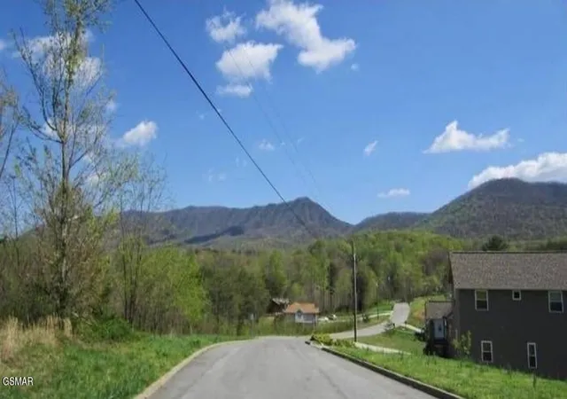 5th image of 144 Burning Oaks Dr Dr, Sevierville, TN 37876 | MLS# 3304373