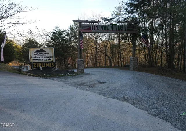 53rd image of 3045 Legacy Vista Dr, Sevierville, TN 37876 | MLS# 3270197