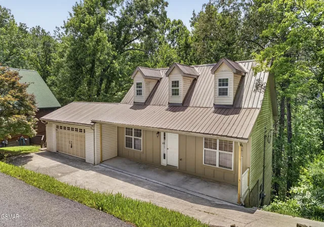 Photo 1 of Sale Pending at 644 Monte Wood Cir, Pigeon Forge, TN 37863 | MLS# 3548438 | Listing updated on 2026-09-22
