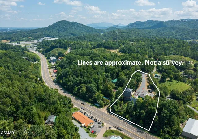 2nd image of 1130 Lee Cardwell Circle Circle, Pigeon Forge, TN 37863 | MLS# 3278424