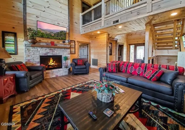 3rd image of 605 Wiley Oakley Dr, Gatlinburg, TN 37738 | MLS# 3510516