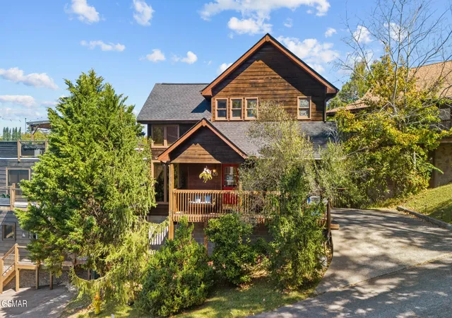 1st image of 420 Stone Ridge Way Way, Pigeon Forge, TN 37863 | MLS# 3288541