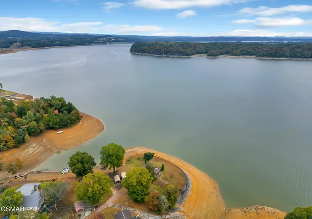 3rd image of 2150 Galloway Island Dr, Dandridge, TN 37725 | MLS# 3302106