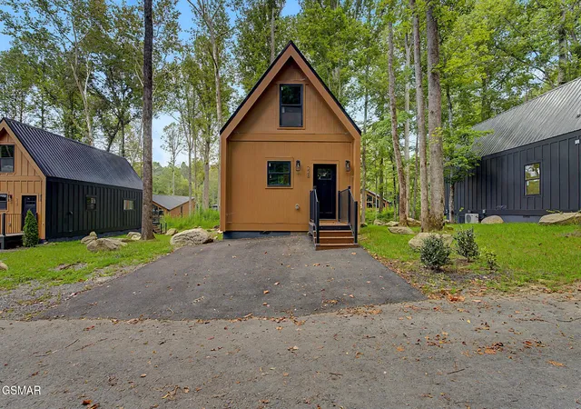Photo 3 of Single family home for sale at 228 Braydens Way, Gatlinburg, TN 37738 | MLS# 3528631 | Listing updated on 2026-09-23