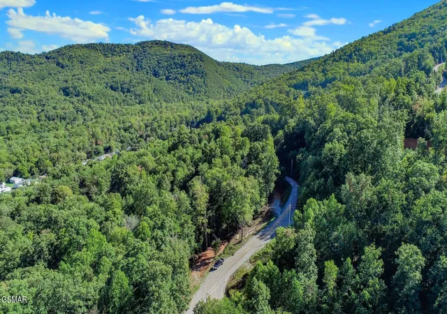 4th image of 1282 Applewood Rd, Newport, TN 37821 | MLS# 3321032