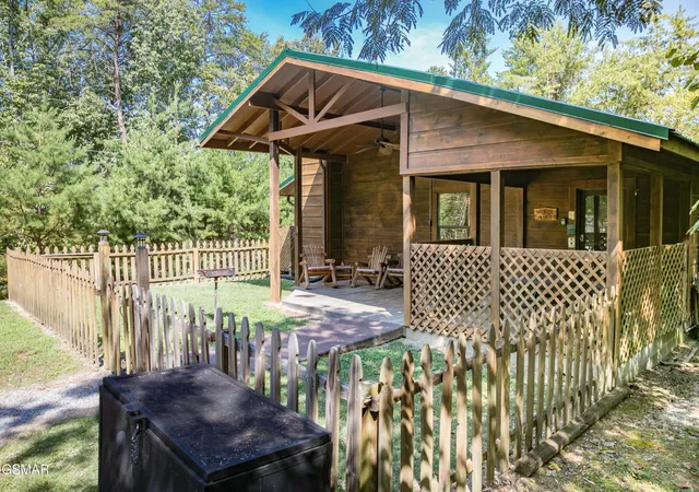 4th image of 853 Lloyd Huskey Road, Pigeon Forge, TN 37863 | MLS# 3278373