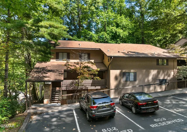 Homes for sale in Gatlinburg, TN | 1235 Ski Mountain Road Road #602, Gatlinburg, TN 37738 | MLS# 3269824