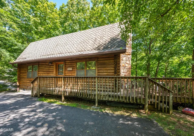 2nd image of 1110 Alpenrose Road, Gatlinburg, TN 37738 | MLS# 3510504