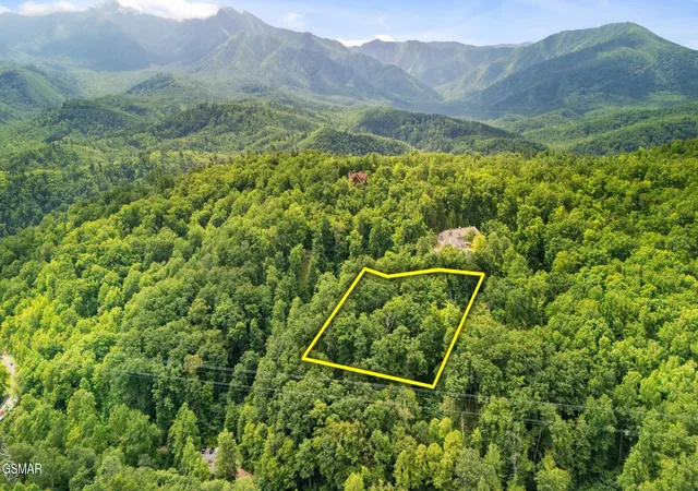 2nd image of 6 Ski Mtn Road, Gatlinburg, TN 37738 | MLS# 3307572