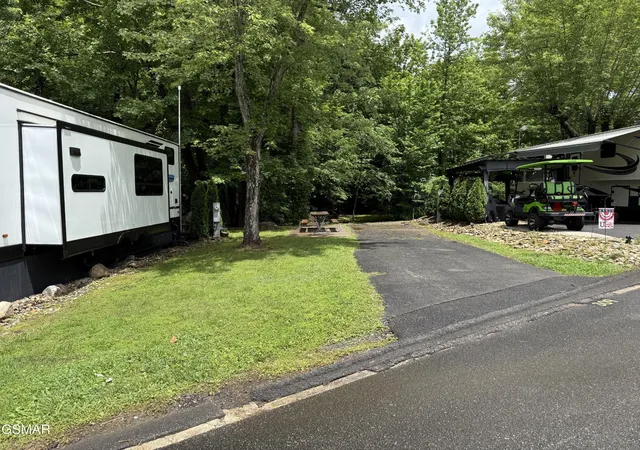 1st image of 4229 E Parkway #309, Gatlinburg, TN 37738 | MLS# 3513047