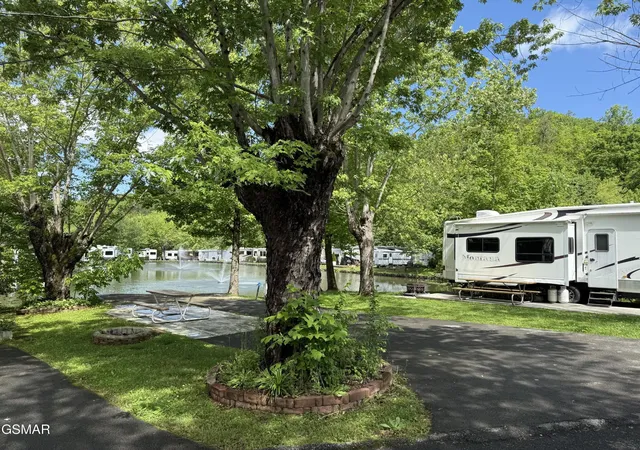 2nd image of 4229 E Parkway #368, Gatlinburg, TN 37738 | MLS# 3513053