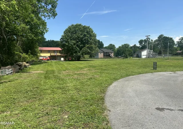 2nd image of 28 River Bank Road, Pigeon Forge, TN 37863 | MLS# 3270031