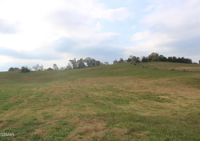 4th image of 635 Sharp Road, Sevierville, TN 37876 | MLS# 3270009