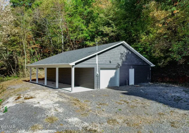 1st image of 0 Piney Mtn Rd, Newport, TN 37821 | MLS# 3321036