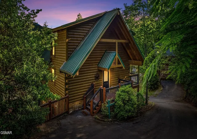 Photo 3 of Single family home for sale at 1615 Misty Holw Way #38, Gatlinburg, TN 37738 | MLS# 3547870 | Listing updated on 2026-09-14