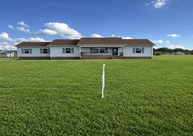 Homes for sale in Unionville, TN | 121 Hazelnut Ln, Unionville, TN 37180 | MLS# 3233502