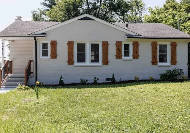 4th image of 1716 Hillview Dr, Columbia, TN 38401 | MLS# 3242775