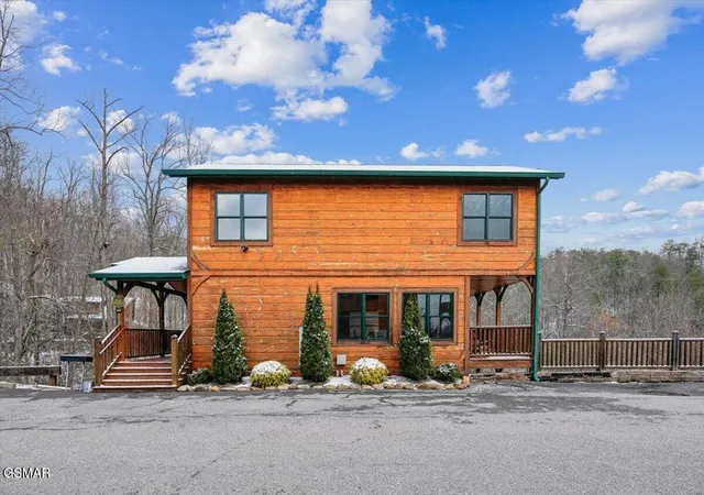 1st image of 889 Great Smoky Way, Gatlinburg, TN 37738 | MLS# 3304482