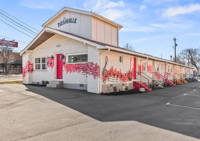 2nd image of 1222 Gallatin Ave, Nashville, TN 37206
