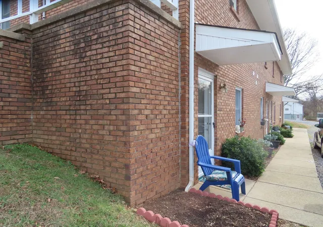 Listing Photo 4 - Condo for sale in building located at 2690 Hwy 48, Clarksville, TN 37040