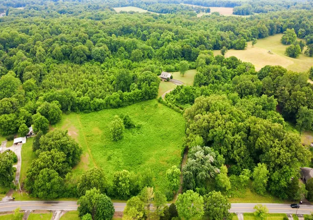 5th image of 1234 Dotsonville Rd, Clarksville, TN 37042 | MLS# 3233583